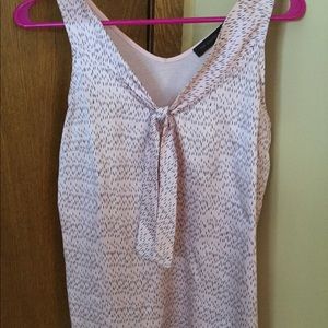 Sleeveless blouse